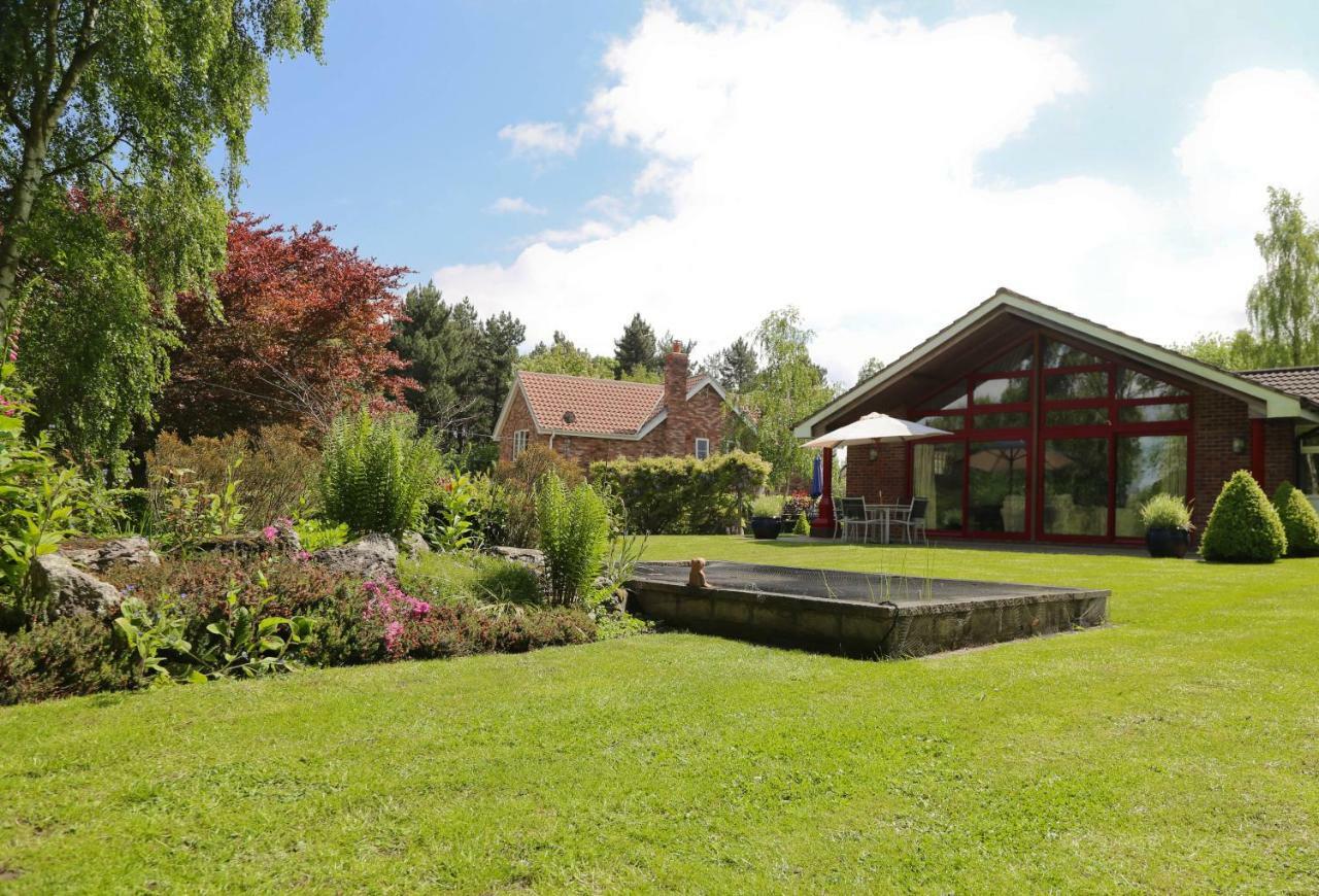 Surlingham Lodge Studio Large Family Cottage NWI Exterior foto